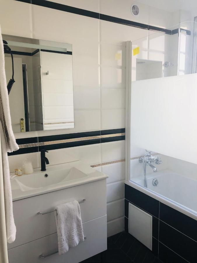 Hotel D'Angleterre Rouen Centre Gare Zewnętrze zdjęcie